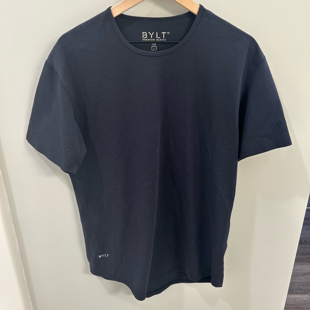 BYLT Premium Basics Crew Neck T-Shirt – Size L